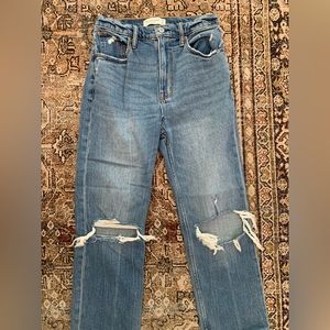 Abercrombie ankle straight ultra high rise jean size 26 (2 short)